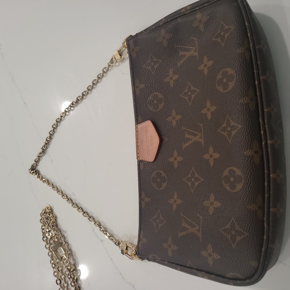 Louis Vuitton Pochette Pouch - Picture 3 of 15